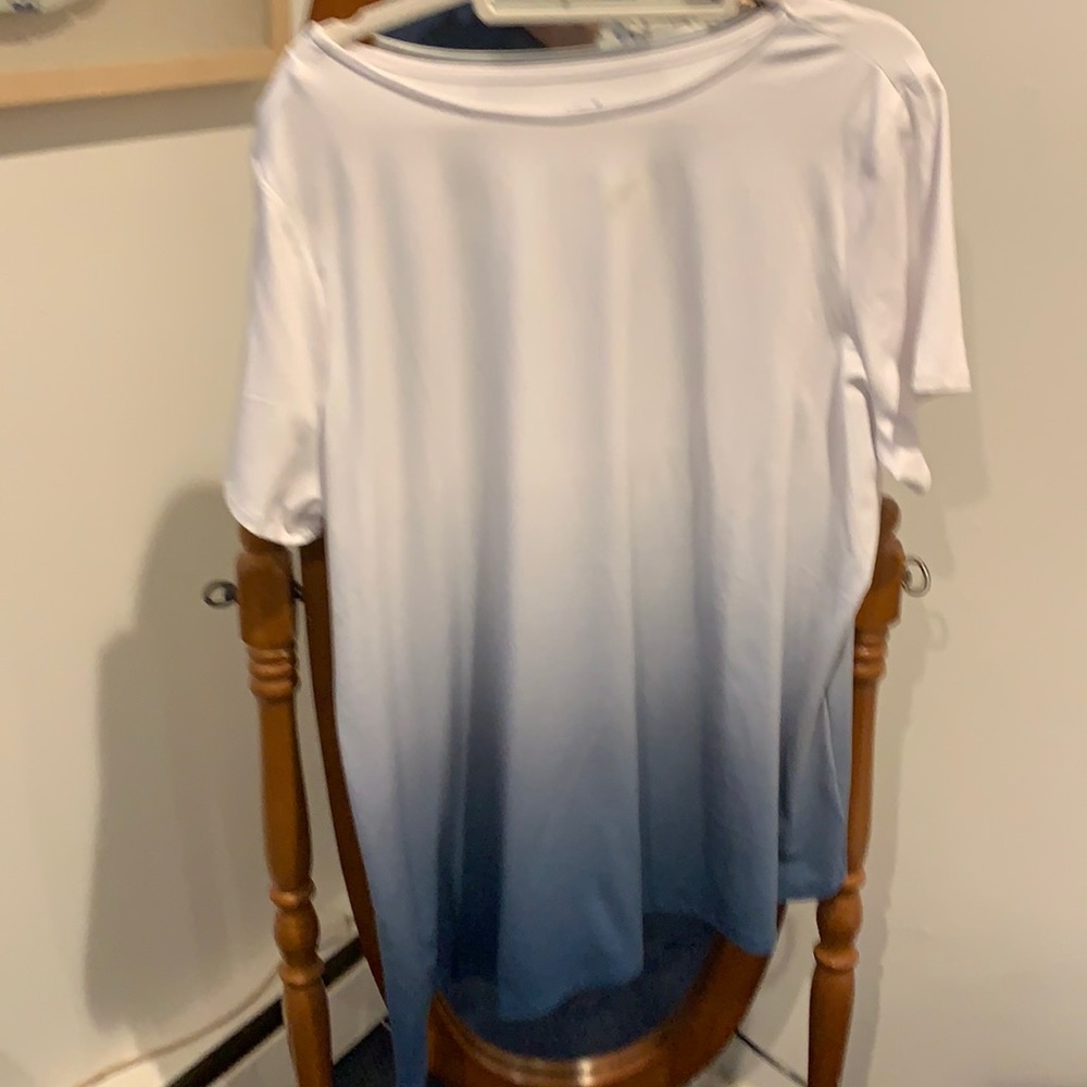 Elizabeth Clarke Tee shirt